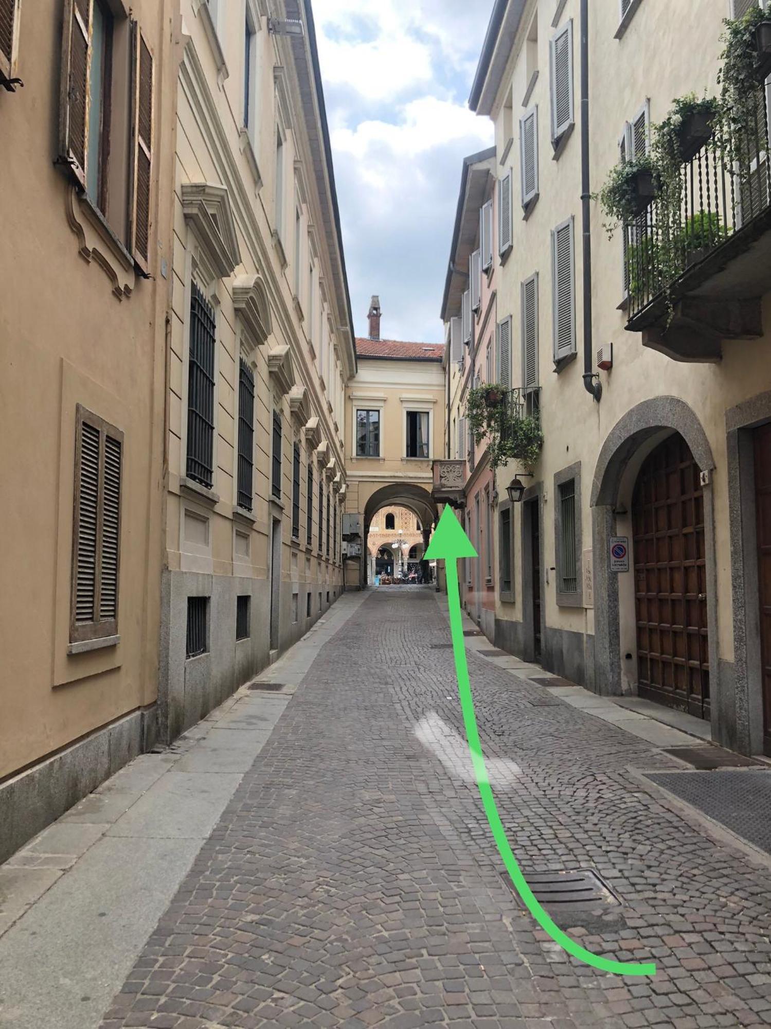 Emma Home adiacente alla Piazza Ducale Vigevano Esterno foto